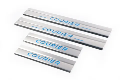 Накладки на пороги Carmos V2 (4 шт, нерж) для Ford Courier 2014-2023 рр — Ford Courier 2014-2023 гг. DianaParts
