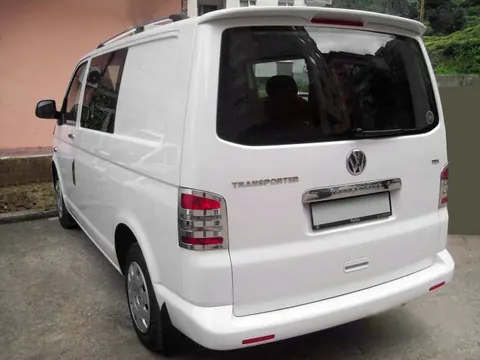 Спойлер Інче (під фарбування) для Volkswagen T5 Multivan 2003-2010 рр — Volkswagen T5 Multivan 2003–2010 гг. DianaParts