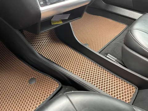 Килимки EVA (2012-2021, цегляні) для Tesla Model S 2012- рр — Tesla Model S 2012– гг. DianaParts