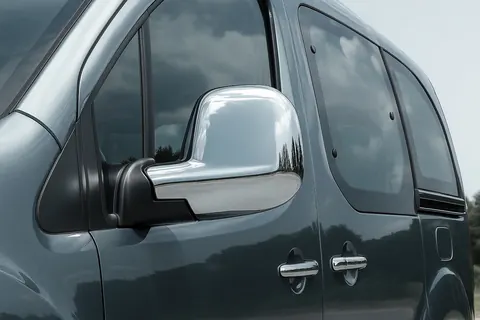 Накладки на дзеркала (2 шт, пласт) Carmos для Peugeot Partner/Rifter 2019- рр — Peugeot Partner/Rifter 2019- гг. DianaParts