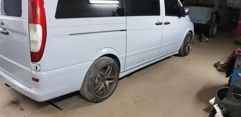 Бокові пороги Exclusive (2 шт, під фарбування) Коротка/Середня бази для Mercedes Viano 2004-2014 рр — Mercedes Viano 2004-2014 гг. DianaParts