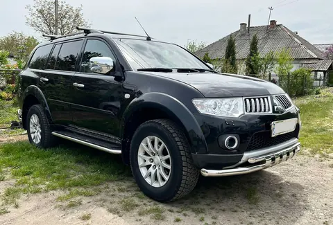 Передній захист ST015 (нерж.) для Mitsubishi Pajero Sport 2008-2015 рр — Mitsubishi Pajero Sport 2008-2015 гг. DianaParts