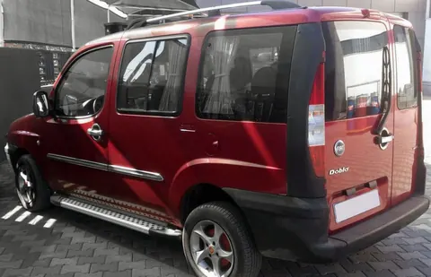 Бокові пороги Allmond Grey (2 шт., алюм.) для Fiat Doblo I 2001-2005 рр — Fiat Doblo I 2001-2005 гг. DianaParts