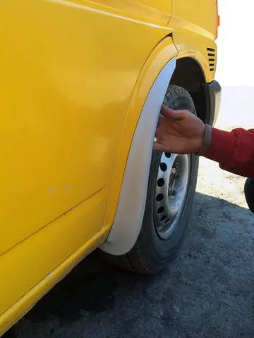 Передні бризковики (2 шт, скловолокно) для Volkswagen T4 Transporter 1990-2003 рр — Volkswagen T4 Transporter 1990-2003 гг. DianaParts
