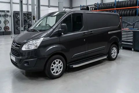 Бокові пороги BlackLine (2 шт, алюміній) Довга база для Ford Custom 2013-2022 рр — Ford Custom 2013-2022 гг. DianaParts