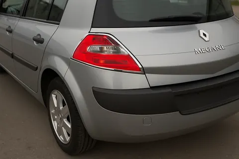 Накладки на задні ліхтарі (HB, 2 шт, пласт) для Renault Megane II 2004-2009 рр — Renault Megane II 2004-2009 гг. DianaParts