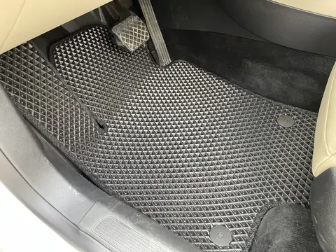 Килимки EVA (чорні) для Volkswagen Passat СС 2008-2017 рр — Volkswagen Passat СС 2008-2017 гг. DianaParts