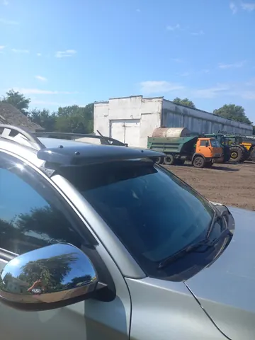 Козирок на лобове скло для Mitsubishi L200 2015-2024 рр — Mitsubishi L200 2015-2024 гг. DianaParts