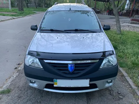Дефлектор капота (EuroCap) для Dacia Logan I 2005-2008 рр — Dacia Logan I 2005-2008 гг. DianaParts