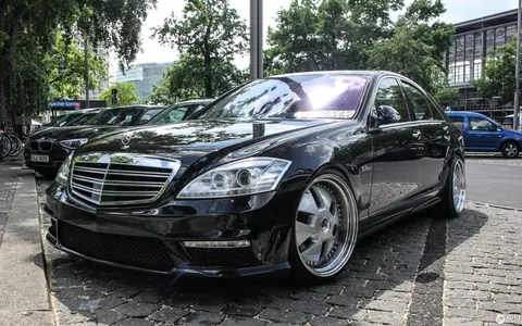 Передній бампер в зібраному вигляді AMG S65 для Mercedes S-сlass W221 2005-2013 рр — Mercedes S-сlass W221 2005-2013 гг. DianaParts