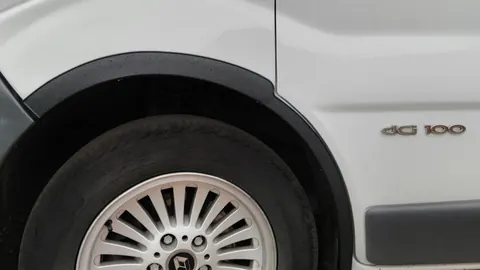 Накладки на колісні арки (4 шт, чорні) 2007-2015, Чорний метал для Nissan Primastar рр — Nissan Primastar 2002-2014 гг. DianaParts