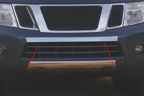 Накладка на передній бампер (нерж.) для Nissan Navara 2006-2015 рр — Nissan Navara 2006-2015 гг. DianaParts