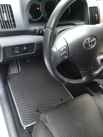 Килимки EVA (чорні) для Toyota Corolla Verso 2004-2009 рр — Toyota Corolla Verso 2004-2009 гг. DianaParts