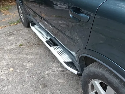Бокові пороги Mevsim Grey (2 шт., Алюміній) для Volvo XC90 2002-2014 рр — Volvo XC90 2002-2014 гг. DianaParts