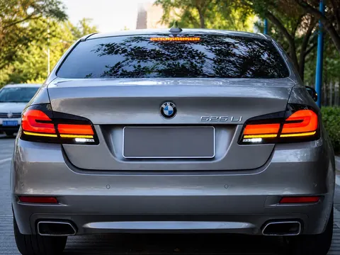 Задні стопи (ліхтарі дизайн LCI) для BMW 5 серія F10/F11 2010-2016 рр — BMW 5 серия F10/F11 2010–2016 гг. DianaParts