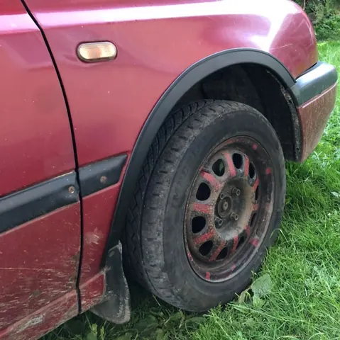 Накладки на арки (4 шт, чорні) металеві для Volkswagen Golf 3 1991-2001 рр — Volkswagen Golf 3 1991-2001 гг. DianaParts