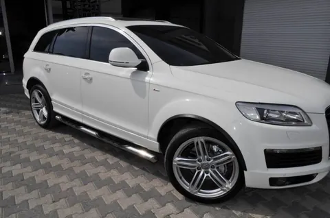 Бічні труби (2 шт., нерж.) d60 з пластиковими вставками для Ауди Q7 2005-2015 рр — Audi Q7 2005-2015 гг. DianaParts
