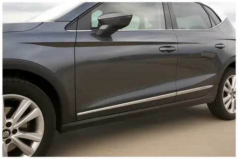 Молдинг дверей (4 шт) для Seat Arona 2017- рр — Seat Arona 2017- гг. DianaParts