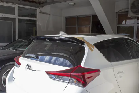 Спойлер (під фарбування) для Toyota Auris 2012-2018 рр — Toyota Auris 2012-2018 гг. DianaParts