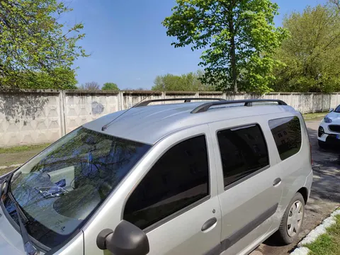 Рейлінги чорні Пластикові ніжки для Renault Logan MCV 2005-2013 рр — Renault Logan MCV 2005-2013 гг. DianaParts