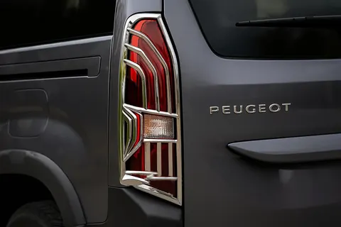 Накладки на стопи (2 шт, ABS) для Peugeot Partner/Rifter 2019- рр — Peugeot Partner/Rifter 2019- гг. DianaParts