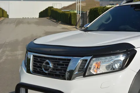 Дефлектор капоту (EuroCap) для Nissan Navara/NP300 2016- рр — Nissan Navara/NP300 2016- гг. DianaParts