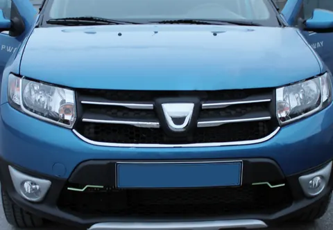 Накладки на решітку варіант 1 (4 шт., нерж.) для Dacia Sandero 2013-2020 рр — Dacia Sandero 2013-2020 гг. DianaParts