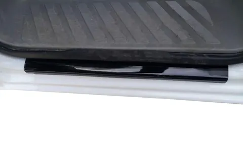 Накладки на дверні пороги DDU (2 шт) Глянець для Mercedes Sprinter W901/902/903/904/905 1995-2006 рр — Mercedes Sprinter W901/902/903/904/905 1995–2006 гг. DianaParts