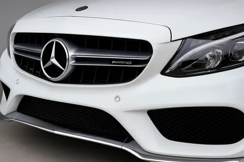 Передня решітка C63-design (для Avantgarde/AMG-Line/C43 AMG) 2014-2018, з камерою для Mercedes C-сlass W205 рр — Mercedes C-сlass W205 2014-2021 гг. DianaParts