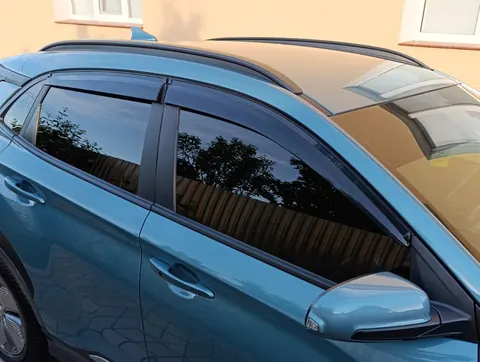 Вітровики (4 шт., Sunplex Sport) для Hyundai Kona 2017-2023 рр — Hyundai Kona 2017-2023 гг. DianaParts