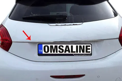 Хром планка над номером OmsaLine (нерж) для Peugeot 208 2012-2019 рр — Peugeot 208 2012-2019 гг. DianaParts