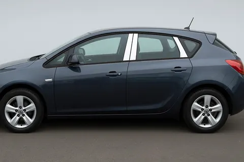 Накладки на дверні стійки (HB/SD) (6 шт, нерж) для Opel Astra J 2009-2015 рр — Opel Astra J 2009-2015 гг. DianaParts