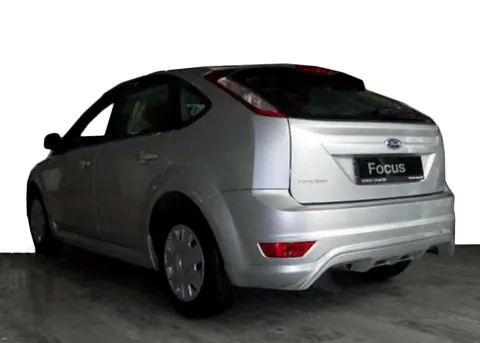 Накладка на задній бампер HB (під фарбування) для Ford Focus II 2005-2008 рр — Ford Focus II 2005-2008 гг. DianaParts