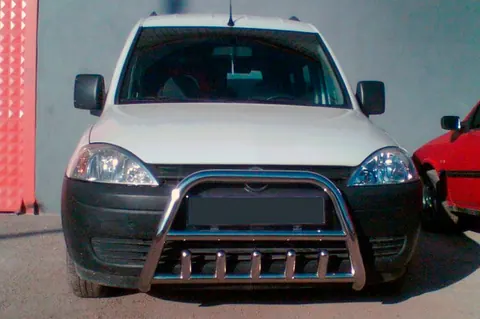 Кенгурятник (нерж.) для Opel Combo 2002-2012 рр — Opel Combo 2002–2012 гг. DianaParts