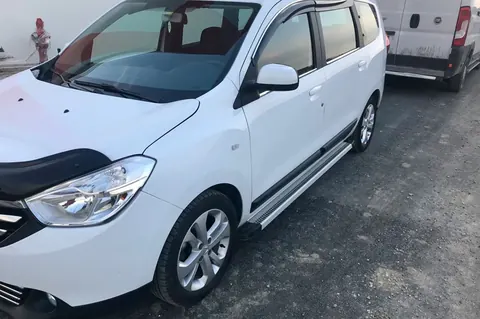 Бокові пороги Maya V2 (2 шт., алюміній) для Dacia Lodgy 2012-2022 рр — Dacia Lodgy 2012-2022 гг. DianaParts
