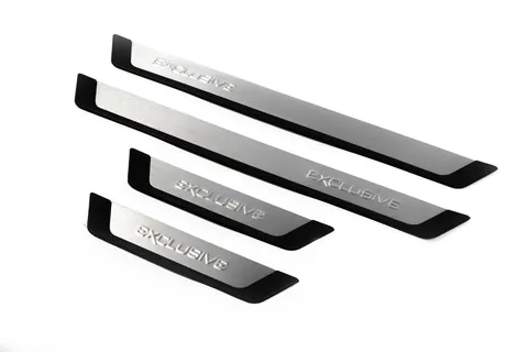 Накладки на пороги Exclusive (4шт) для Ауди A3 2012-2020 рр — Audi A3 2012-2020 гг. DianaParts