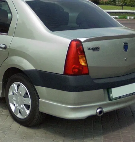 Задній бампер (накладка, під фарбування) для Dacia Logan I 2005-2008 рр — Dacia Logan I 2005-2008 гг. DianaParts