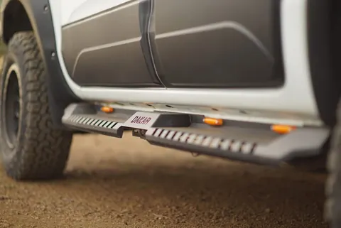 Бокові пороги Dakar V2 з LED (2 шт, метал) для Toyota Hilux 2015- рр — Toyota Hilux 2015- гг. DianaParts