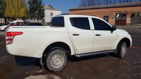 Бокові пороги Premium (2 шт., нерж.) Ø60 для Mitsubishi L200 2015-2024 рр — Mitsubishi L200 2015-2024 гг. DianaParts