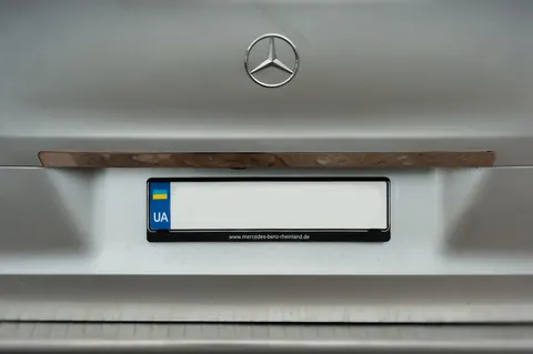 Планка над номером широка (нерж) OmsaLine - Італійська нержавійка для Mercedes Vito/V-class W447 2014- рр — Mercedes Vito/V-class W447 2014- гг. DianaParts