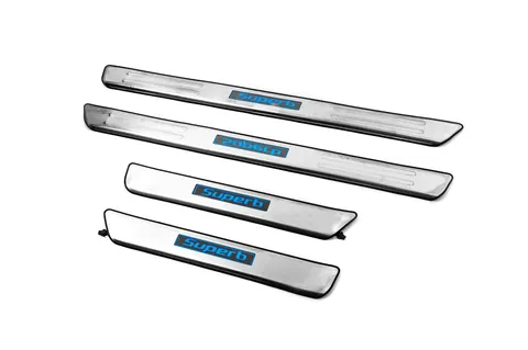 Накладки на пороги Libao (4 шт, нерж) для Skoda Superb 2009-2015 рр — Skoda Superb 2009-2015 гг. DianaParts