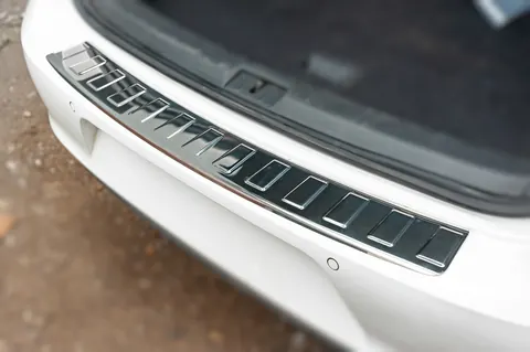 Накладка на задній бампер Carmos (нерж) SW для Volkswagen Golf 7/E-Golf 2012-2020 рр — Volkswagen Golf 7/E-Golf 2012-2020 гг. DianaParts
