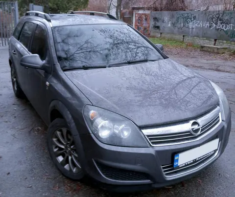 Алюмінієві рейлінги (Caravan, хром) для Opel Astra H 2004-2013 рр — Opel Astra H 2004-2013 гг. DianaParts