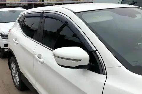 Вітровики з хром молдингом (4 шт, HIC) для Nissan Qashqai 2014-2021 рр — Nissan Qashqai 2014-2021 гг. DianaParts