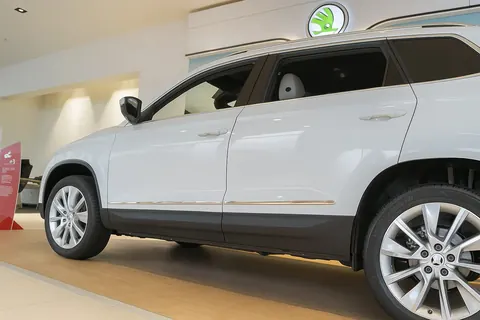 Молдинг дверей (нерж) для Skoda Karoq 2018- рр — Skoda Karoq 2018- гг. DianaParts