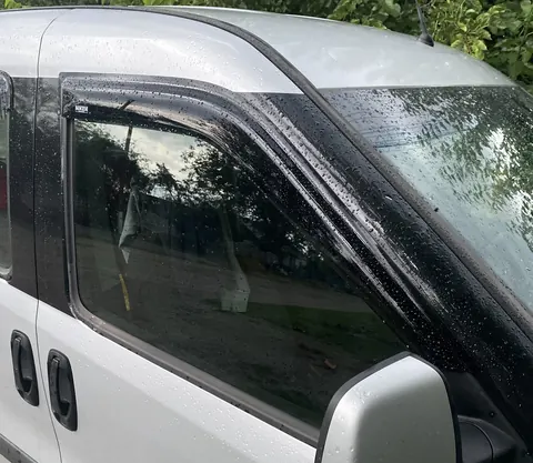Вітровики (2 шт, Niken) 2010-2015, 4 штуки для Fiat Doblo II рр — Fiat Doblo II 2010-2022 гг. DianaParts