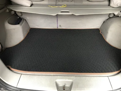 Килимок багажника EVA (чорний) для Kia Sorento I BL 2002-2009 рр — Kia Sorento I BL 2002-2009 гг. DianaParts