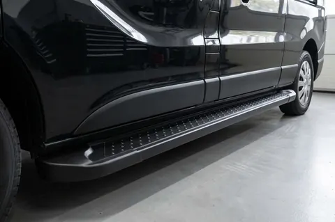 Бокові пороги Allmond Black (2 шт., Алюміній) Довга база для Renault Trafic 2015- рр — Renault Trafic 2015- гг. DianaParts