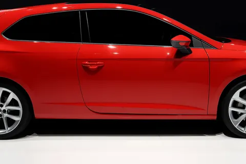 Молдинг бічних стекол (3 дверний, 6 шт, нерж) для Seat Leon 2013-2020 рр — Seat Leon 2013-2020 гг. DianaParts