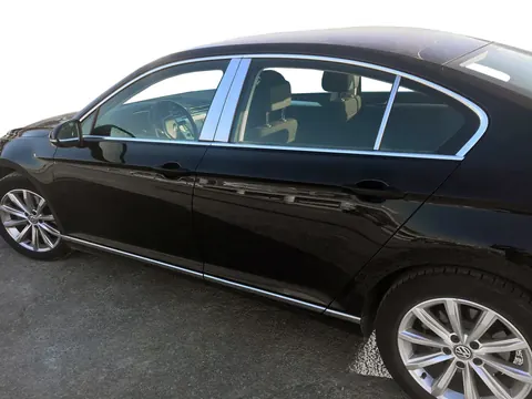 Молдинг дверних стійок (нерж) для Volkswagen Passat B8 2015-2023 рр — Volkswagen Passat B8 2015-2023 гг. DianaParts